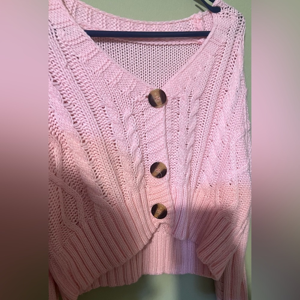 Pink sweater - Picture 3 of 3